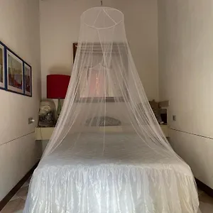 https://art-biennale-stylish-flat.hotelinveneto.com